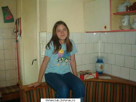 Despre noi! - mah da ce inalte sunteti....in fine eu sunt noua - .::About Us::.