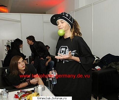 Fun pics cu tom - nu prea e nostima da merge - Recycle Bin