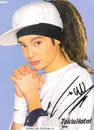 Poze+autografe....... - nu aia nu vrea....ji ink o poza ku tom ji semna - .::Tokio Hotel::.