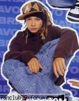 Poze cu Tom! - va pun si yo poza q el(tom kaulitz) - .::Tom::.