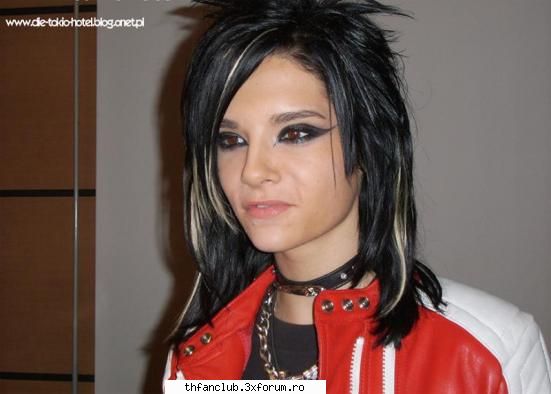 Suvite..hm..ceva nou..tot timpul beton(BILL) - asa e fetelor e sooooooooper dragut shi frumos cu - .::Bill::.