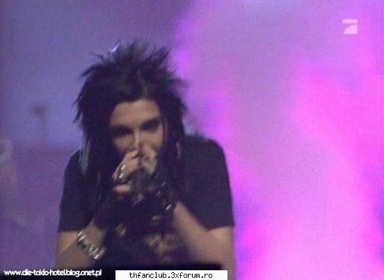 Suvite..hm..ceva nou..tot timpul beton(BILL) - th_girl - .::Bill::.