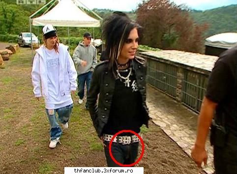 bill are pantalonii prea stramti... - deci nu m am putu abtzine sa nu pun poza asta ce - .::Bill::.