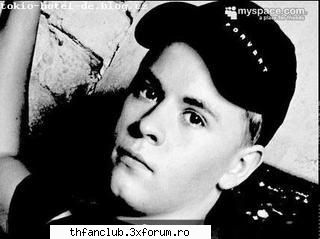 bill sau tom? - amandoi sunt tare dragutzi dar mie mi se pare k - Recycle Bin