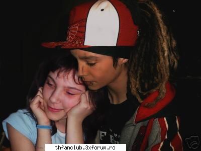 de ce ne place de tom? - salutare fanelor TH!!! si io sunt noua - .::Tom::.