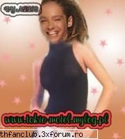 fun pics with tom:D+comentarii - moooooam pot sa ma uit sb fusta misto pacat k nu - .::Tom::.