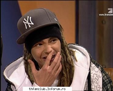 fun pics with tom:D+comentarii - t cu aia q kre am iesit azi avea mankre intre - .::Tom::.