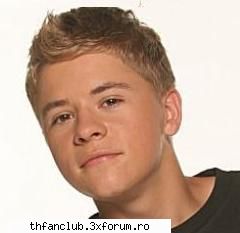 poze cu gustav - aham, e faina!! hai sa poon shy yo una - .::Gustav::.